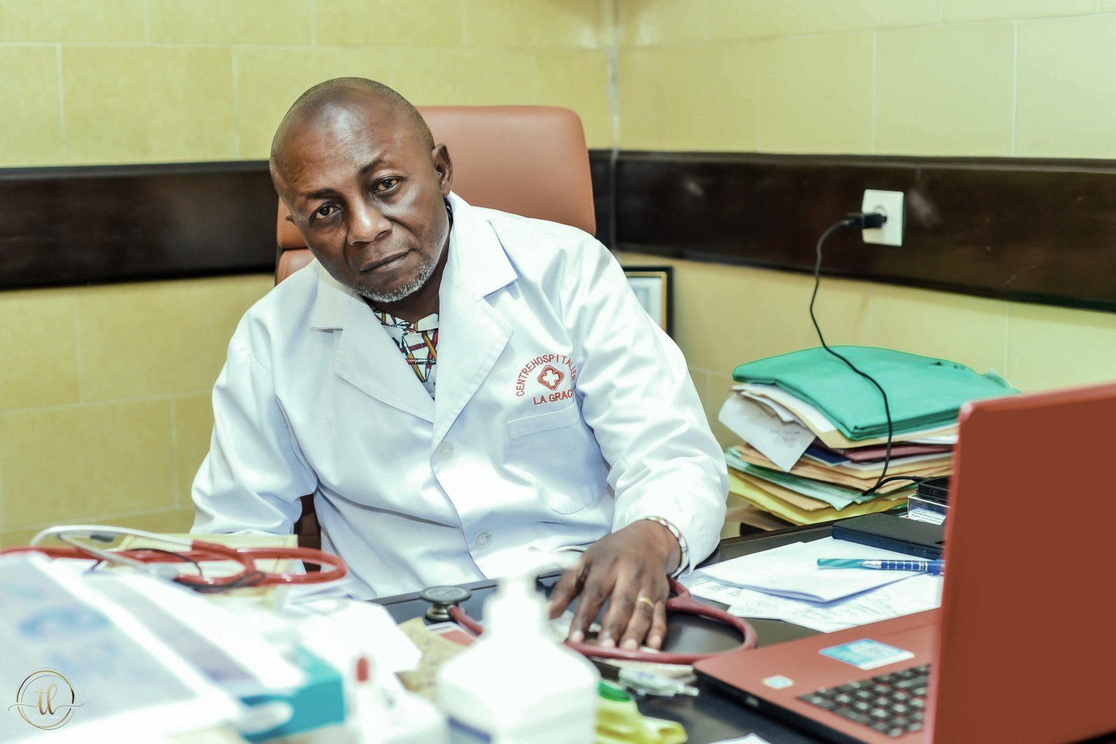 Dr. Xavier Paul MBONGA KHOTO